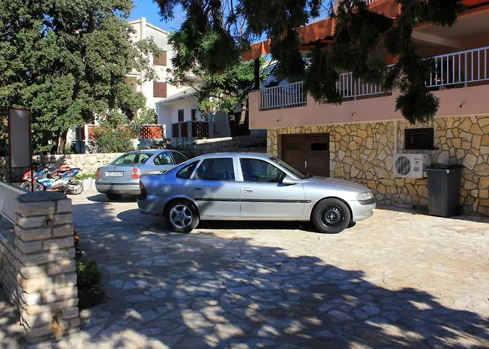 Double Mandre 3557a Πανσιόν